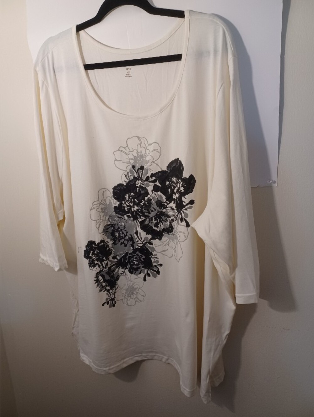 Women's Cream Floral Print Scoop Neck Top